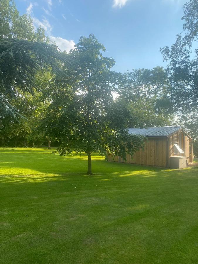Meadows Lodge Йорк Екстер'єр фото